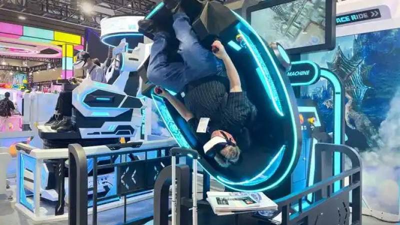 VR大空间体验馆落地商圈现象观察:从选址逻辑到运营现实